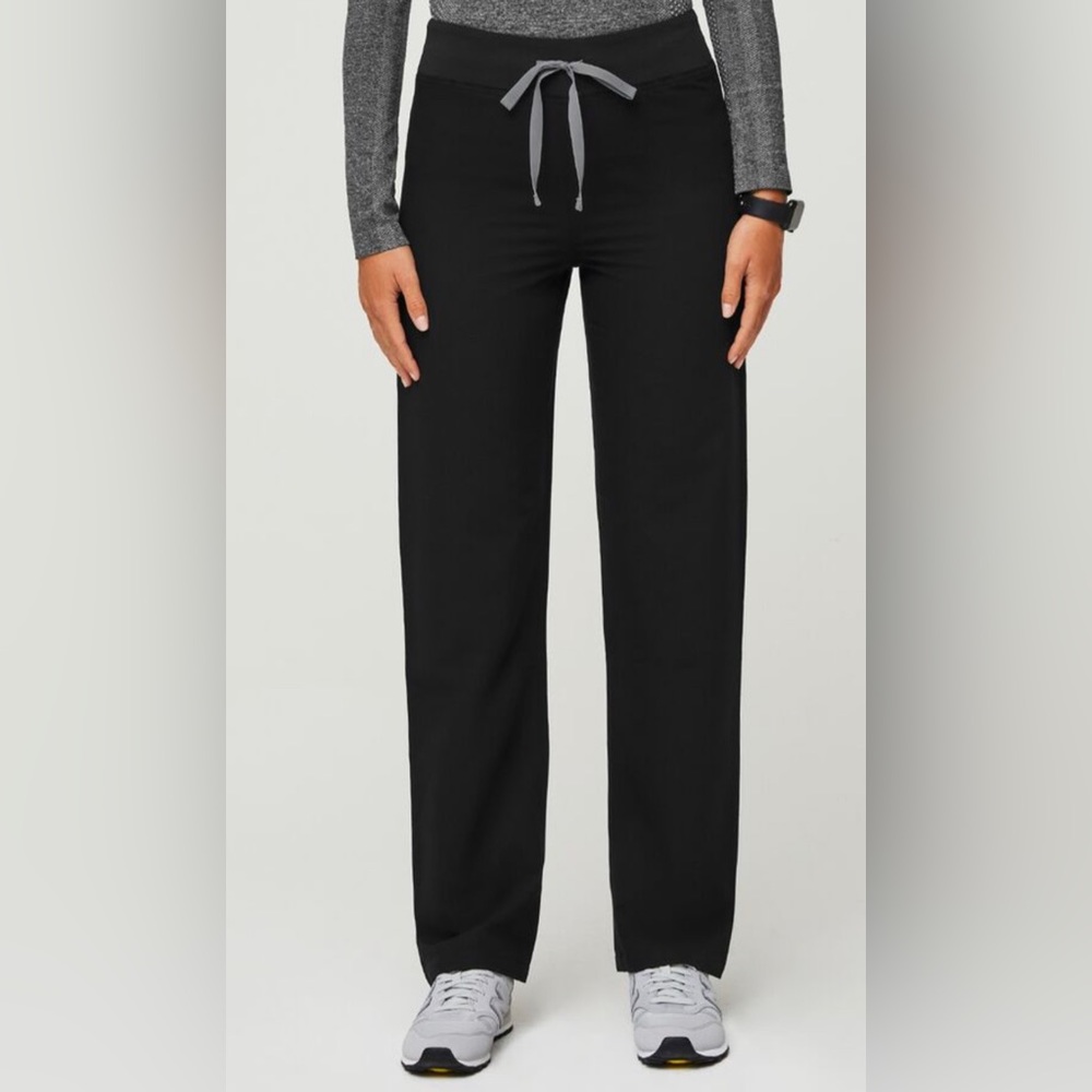Figs Livingston Basic Black Scrub Pant size Small NWT